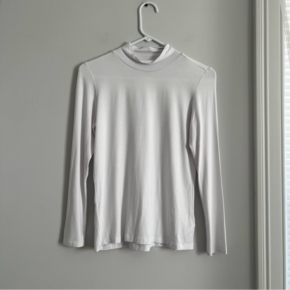 Tahari White Fitted turtleneck - Picture 1 of 5